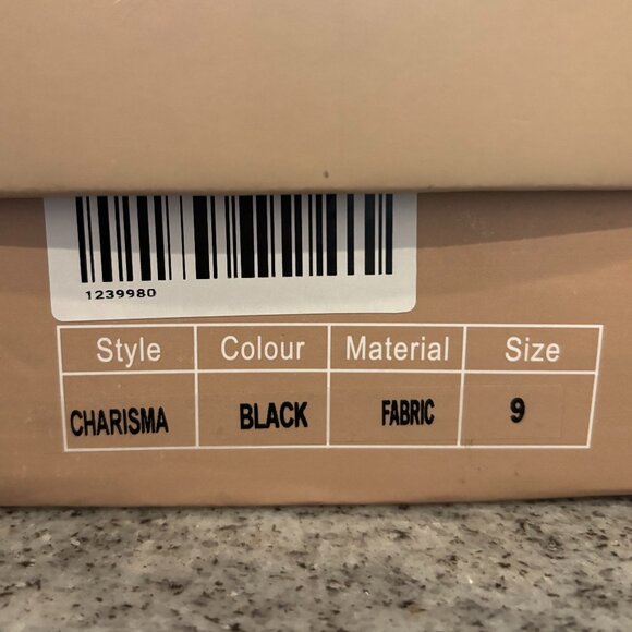 NWT Charisma Pointed Toe Heels Black Size 9 - Picture 6 of 6